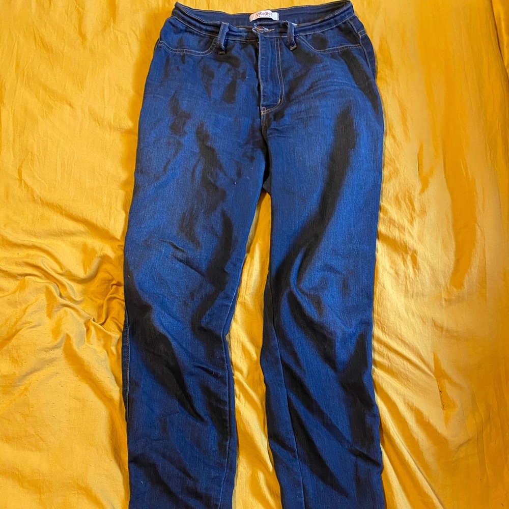 BLUE HIGH WAISTED JEANS